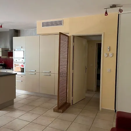 Saint-raphael, Boulouris, F2 Dans Belle 3 Piscines, Proche Bord De