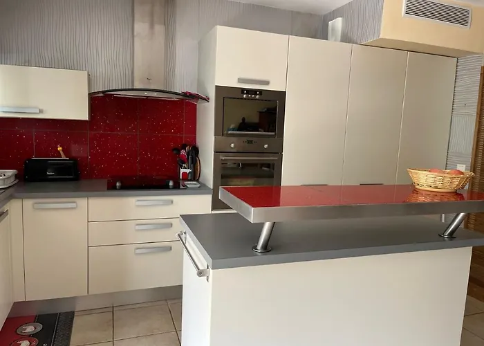 Appartement Saint-raphael, Boulouris, F2 Dans Belle 3 Piscines, Proche Bord De Saint-Raphaël