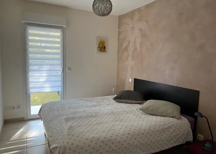 Saint-raphael, Boulouris, F2 Dans Belle 3 Piscines, Proche Bord De