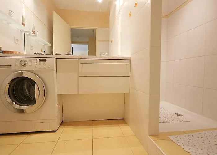 Appartement Saint-raphael, Boulouris, F2 Dans Belle 3 Piscines, Proche Bord De